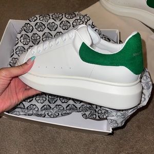Whitegreen Alexander Mcqueen Classic 